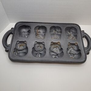 Vintage John Wright 1984 Teddy Bear Cast Iron Muffin Cornbread Baking Pan USA